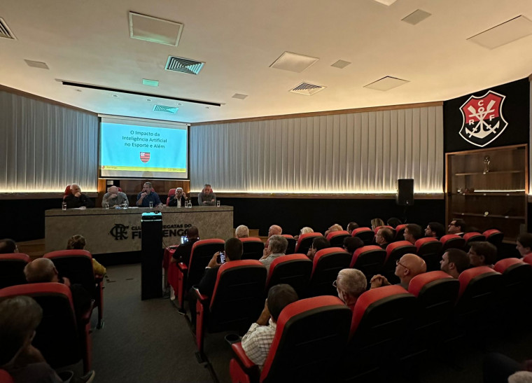 FLAMENGO PROMOVE PALESTRA SOBRE TECNOLOGIAS E IA PARA AUTORIDADES DO CLUBE