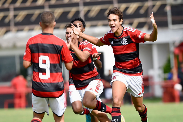 É CAMPEÃO! GAROTOS DO NINHO VENCEM O FLUMINENSE E CONQUISTAM A COPA RIO SUB-17