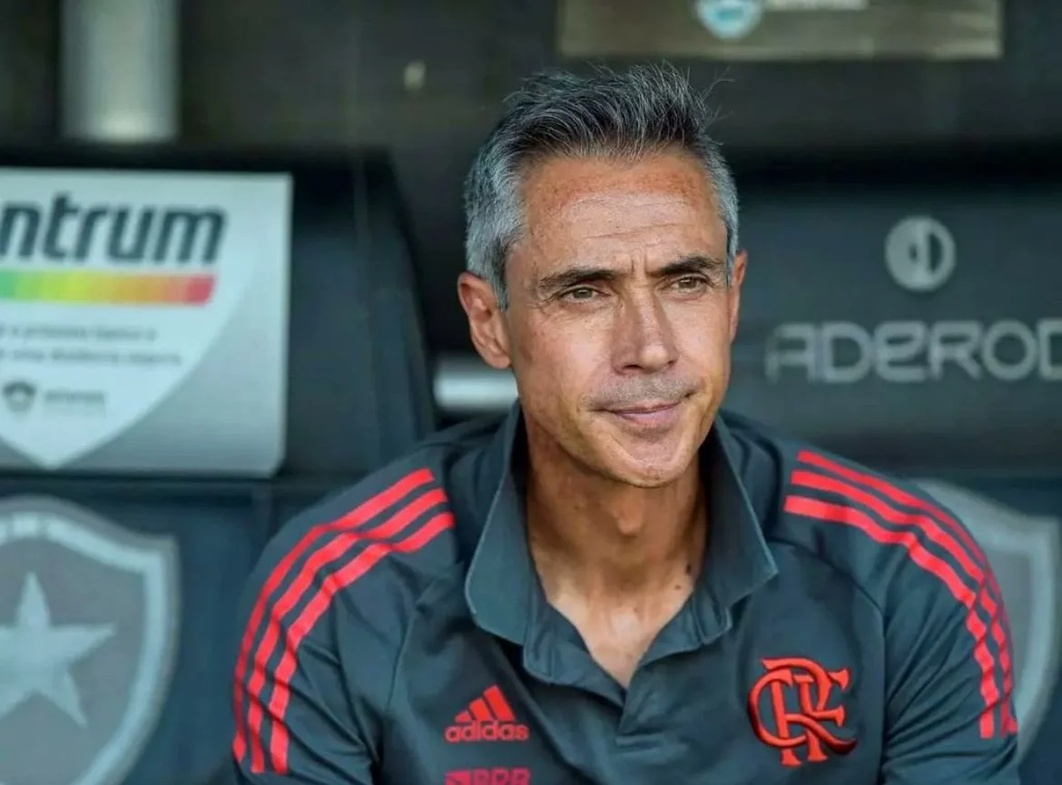 Paulo Sousa teve passagem conturbada no Flamengo. Foto: Alexandre Vidal/CRF