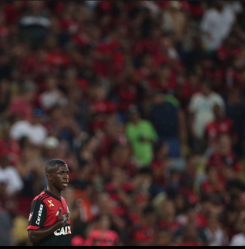 Vinícius fez o primeiro jogo pelo mengão em 2017. Foto: Instagram