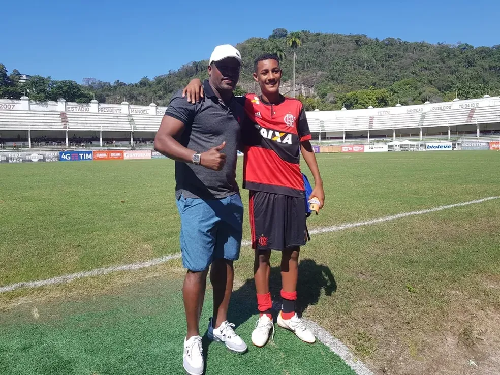 EX-FLA, BETO VÊ SEU FILHO SEGUINDO SEUS PASSOS E SE DESTACANDO NO FLAMENGO