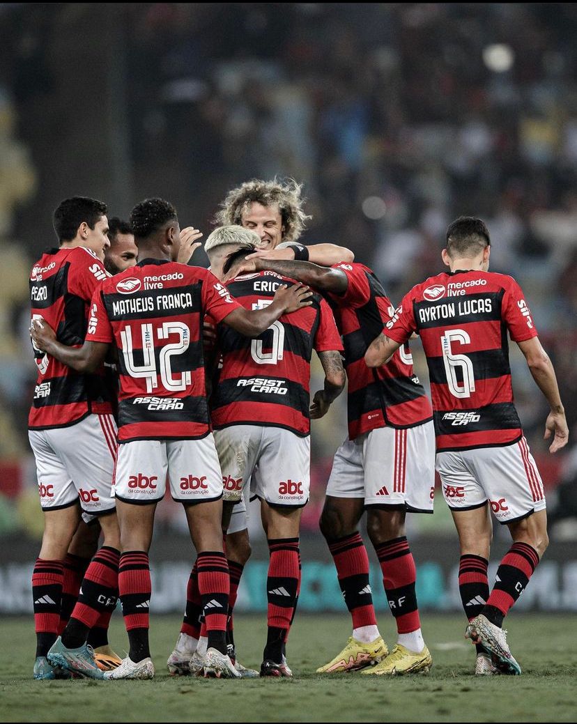 Flamengo pondera renovação com o jogador. Foto: Instagram