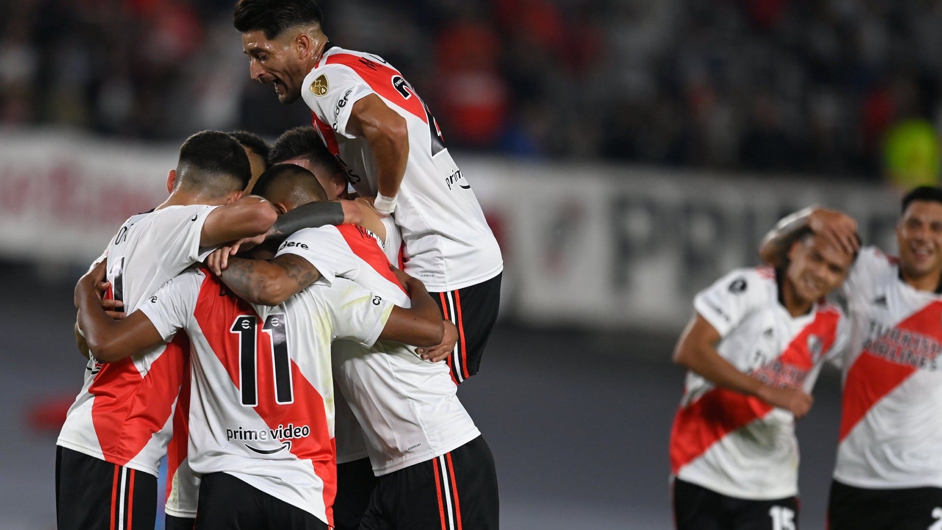 CLUBE SÓ ADMITE VENDER JOGADOR AO FLAMENGO CASO CAIA NA LIBERTADORES