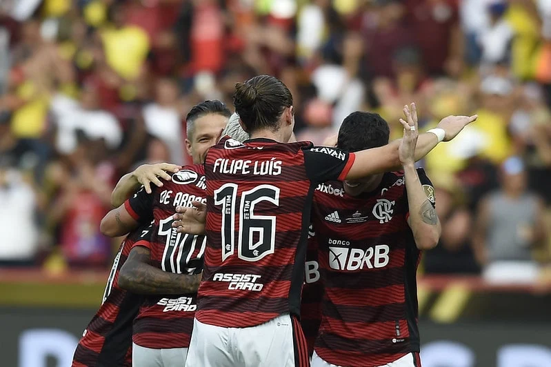 Flamengo prepara reconstrução do elenco. Foto: Marcelo Cortes / CRF