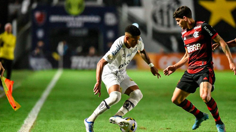 FLAMENGO QUEBRA RECORDE HISTÓRICO AO VENCER SANTOS NA VILA