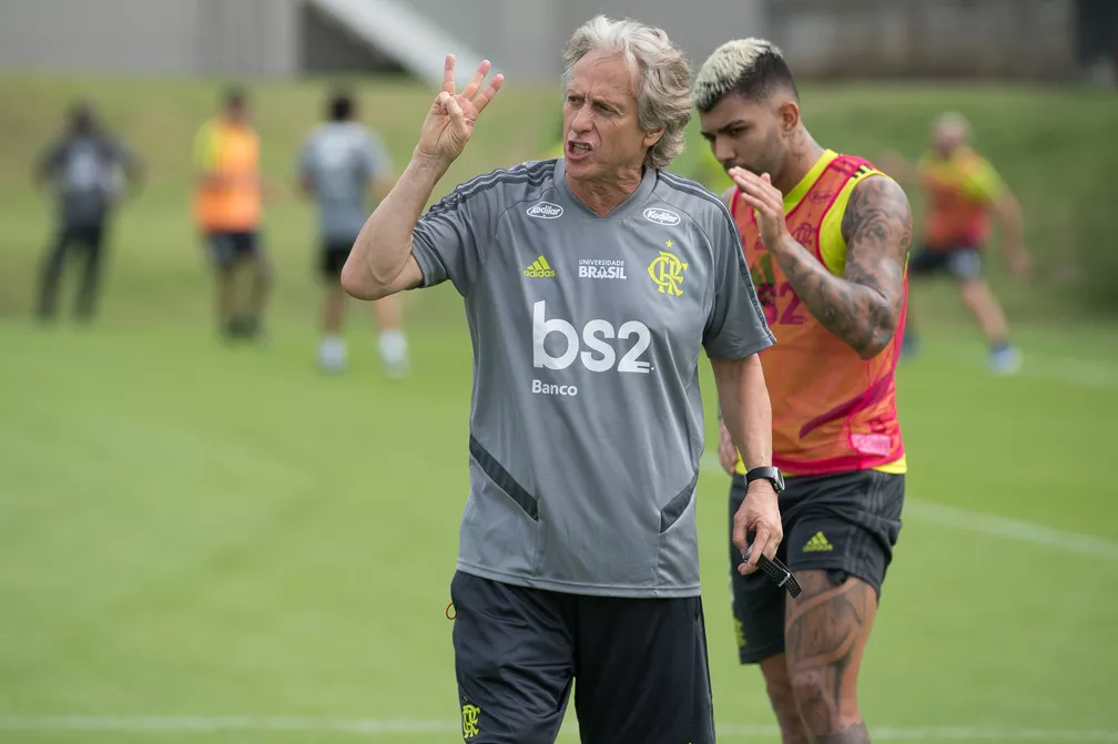 JORGE JESUS É SONDADO PARA ASSUMIR RIVAL CARIOCA DO FLAMENGO