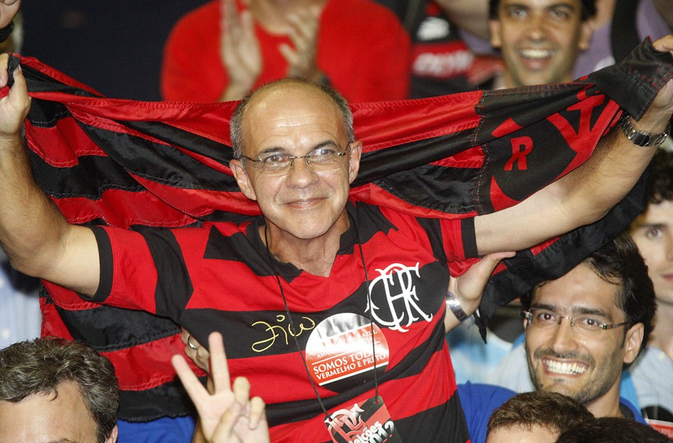 MP PEDE ENTREGA DE DADOS DE PERFIL FALSO QUE ATACOU EX-PRESIDENTE DO FLAMENGO