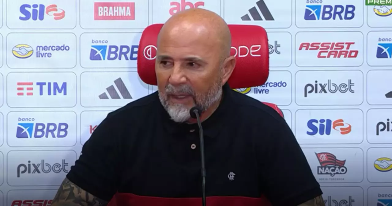 SAMPAOLI EXPLICA QUEDA FÍSICA DO FLAMENGO E ELOGIA POSTURA DA EQUIPE