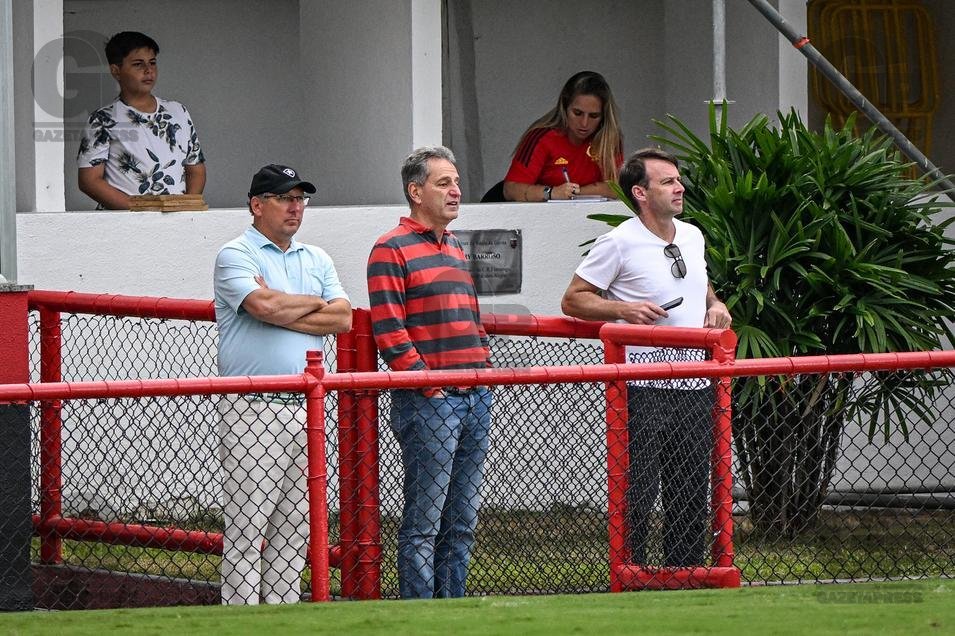 Textor e Rodolfo Landim confabulam na Gávea. Foto: Divulgação