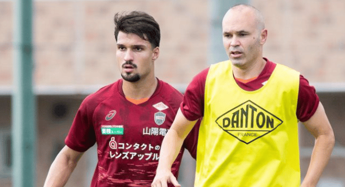 CRIA DA BASE DO FLAMENGO, BRILHA EM DESPEDIDA DE INIESTA NO JAPÃO