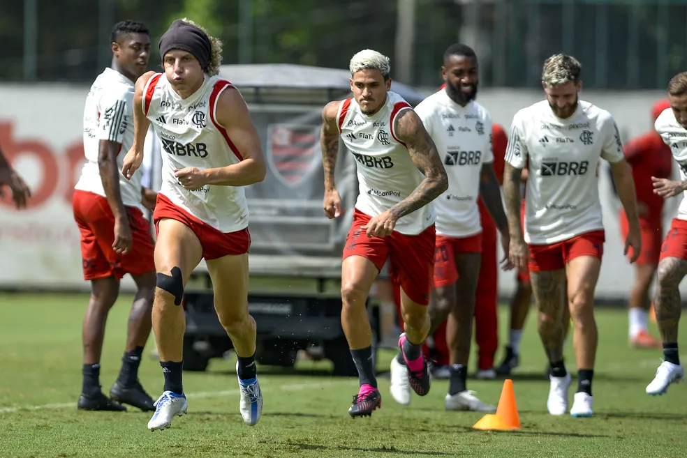 ADEUS! NO INSTAGRAM, DAVID LUIZ SE DESPEDE OFICIALMENTE DE ATACANTE DO FLAMENGO