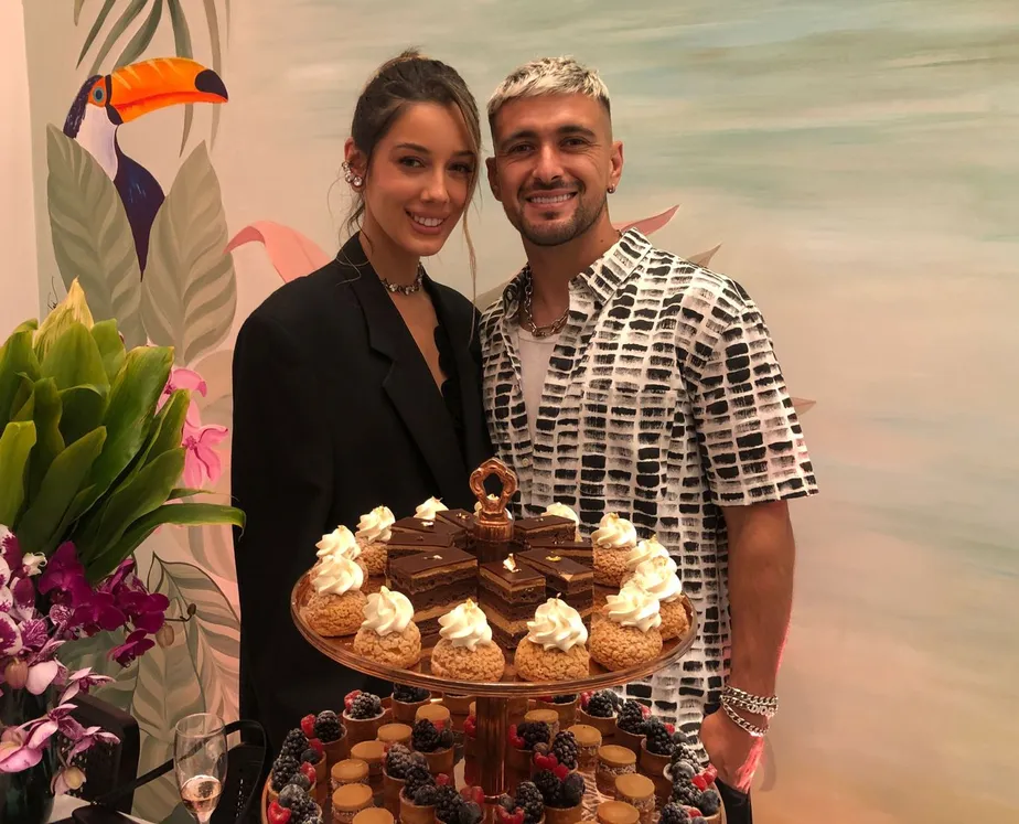 Camila and Arrascaeta open a bakery. Photo: Luis Felipe Azevedo