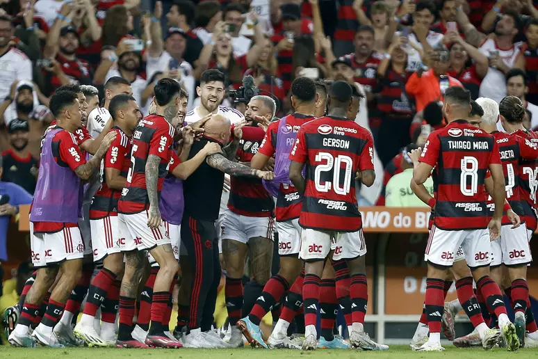 CRAQUE DO FLAMENGO COMPLETA 50 JOGOS EM COPA DO BRASIL E BUSCA RECORDE HISTÓRICO