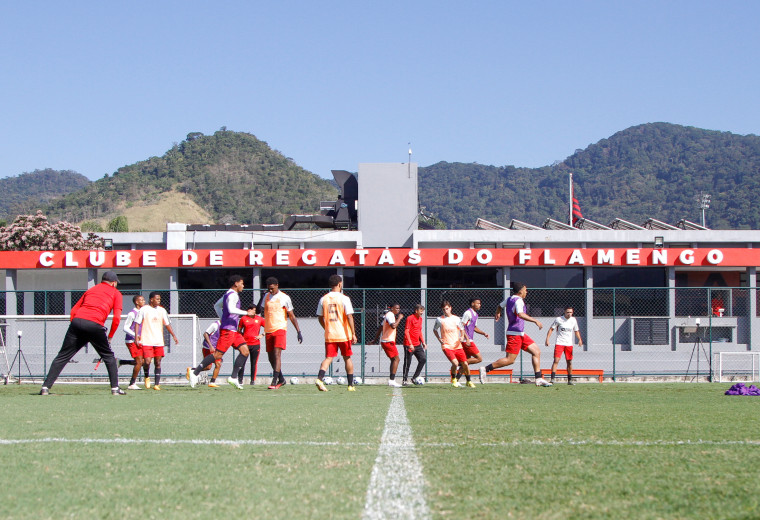 Fla's sub-20 in the last training session before the semifinal. Photo: Victor Andrade/CRF