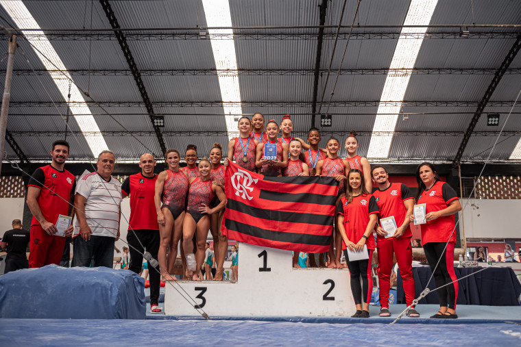 FLAMENGO É CAMPEÃO ESTADUAL DE GINÁSTICA