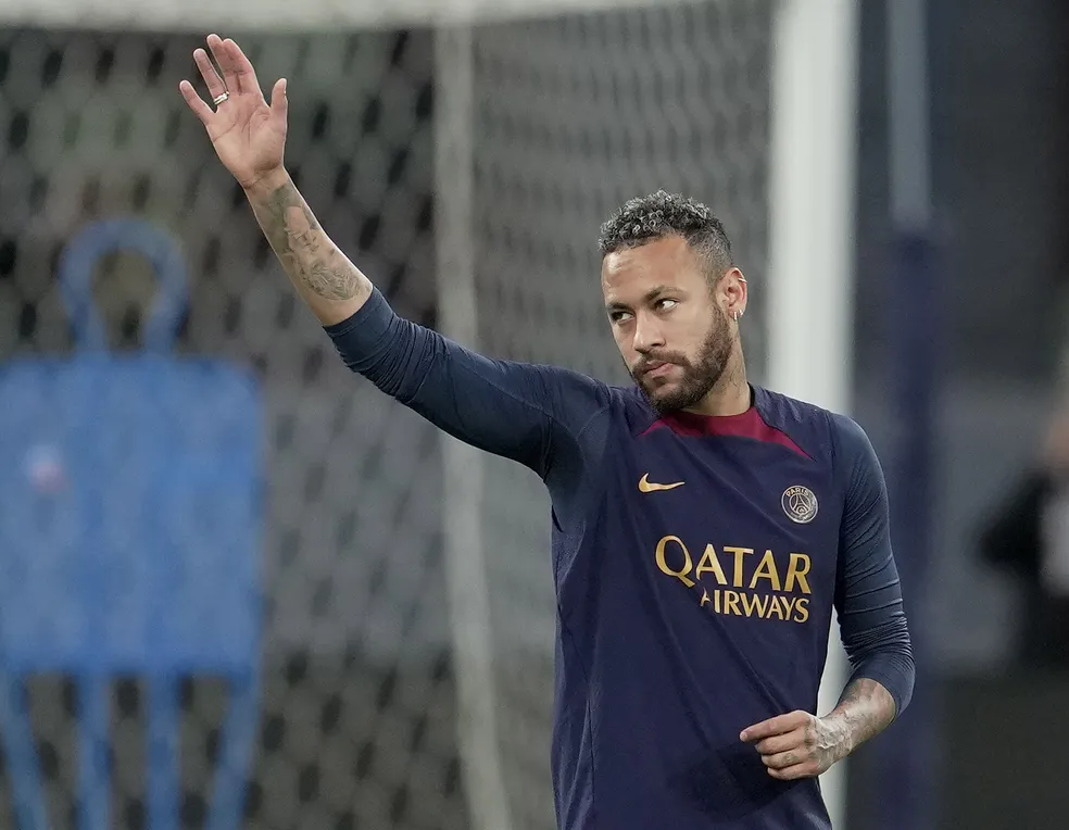 NOVO CLUBE! NEYMAR CHEGA A ACORDO COM TIME ÁRABE