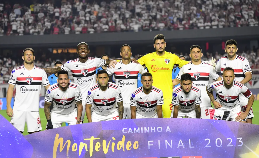 ATENÇÃO: ESTREIA DE CRAQUE COLOMBIANO SERÁ CONTRA O FLAMENGO NESTE DOMINGO