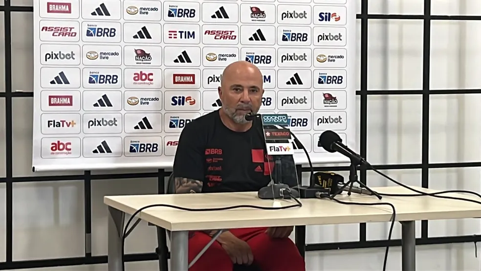 SAMPAOLI FALA DA VITÓRIA E MINIMIZA PRESSÃO VINDA DA TORCIDA