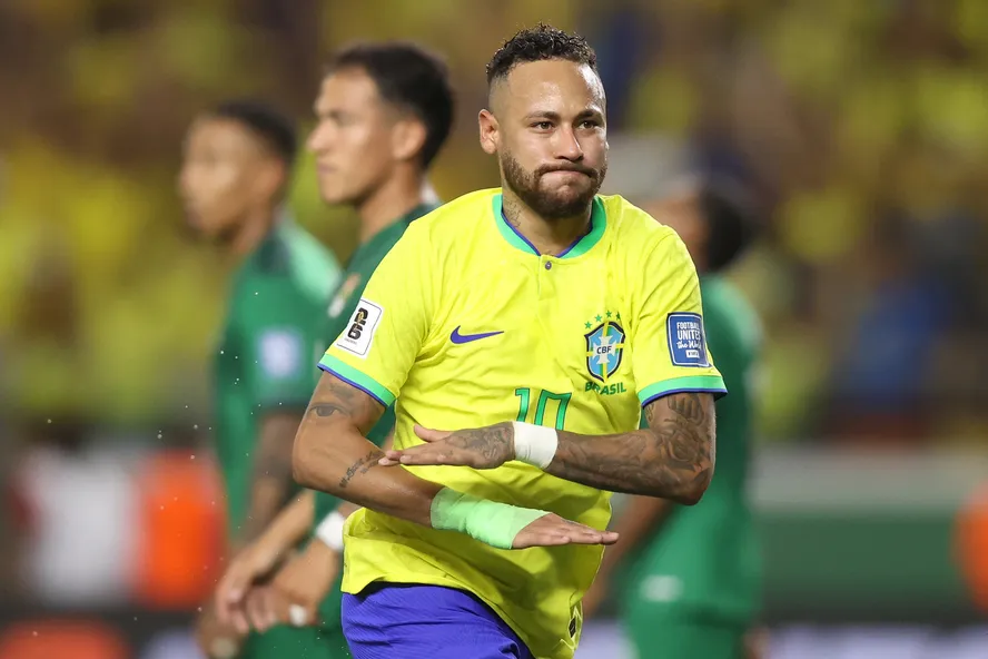 SELEÇÃO BRASILEIRA GOLEIA A BOLÍVIA EM NOITE DE ELIMINATÓRIAS DA COPA