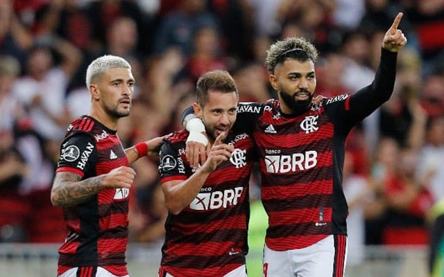 ÍDOLO DO FLAMENGO DEFINE VALOR DE SALÁRIO QUE DESEJA RECEBER PARA DEIXAR O RUBRO-NEGRO