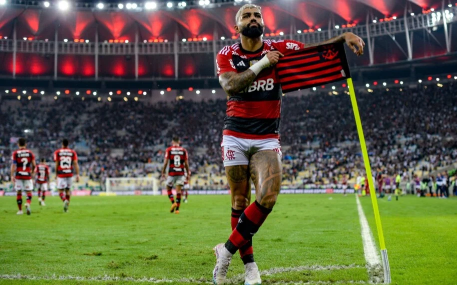 UMA "DÉCADA" DE GABIGOL!  PARTES CHEGAM A UM ACORDO EO CAMISA 10  RENOVARÁ COM O FLAMENGO POR MAIS CINCO ANOS