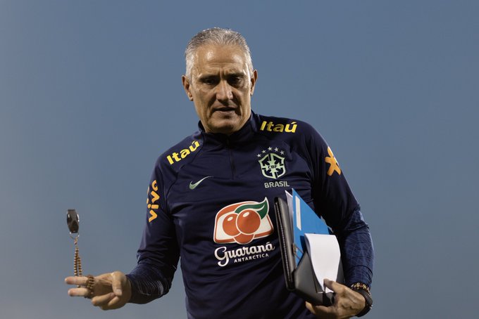 "TITE SERÁ APRESENTADO NO DOMINGO", AFIRMA JORNALISTA