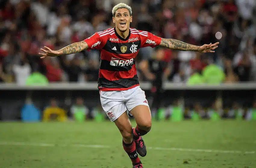 SEM ARRASCAETA, CONFIRA A ESCALAÇÃO DO FLAMENGO PARA ENFRENTAR O CORINTHIANS