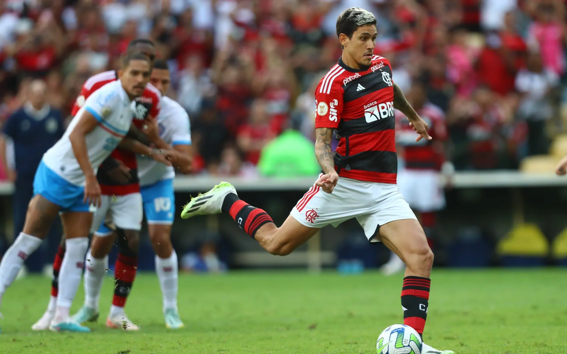 PRESIDENTE DE ARBITRAGEM ANALISA LANCES POLÊMICOS DA PARTIDA ENTRE FLAMENGO X BAHIA