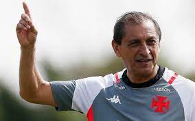 ''UMA GRANDE EQUIPE E GRANDE TREINADOR'', ELOGIA TÉCNICO DO VASCO PROJETANDO DUELO CONTRA O FLAMENGO