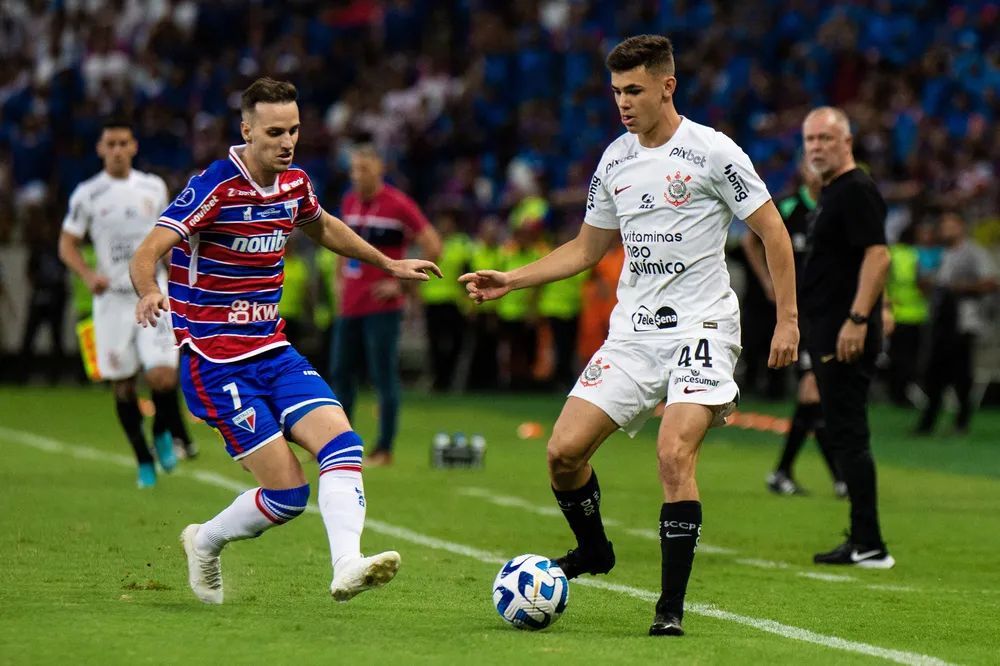 TÉCNICO DO CORINTHIANS PROJETA  PARTIDA CONTRA O FLAMENGO: "NÃO TEM MOLEZA"!