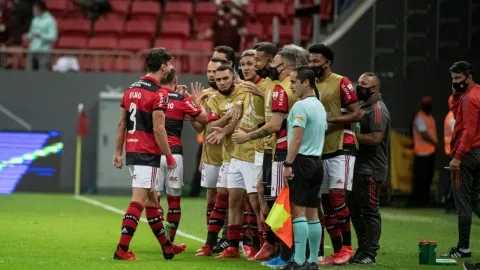 EITA! SANTOS ESTÁ ESTUDANDO CONTRATAÇÃO DE ÍDOLO DO FLAMENGO, QUE ESTÁ SEM TIME