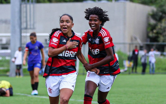 MAIS UM TÍTULO PARA A GÁVEA! FLAMENGO VENCE DE GOLEADA E CONQUISTA TROFÉU DA COPA RIO FEMININA SUB-17