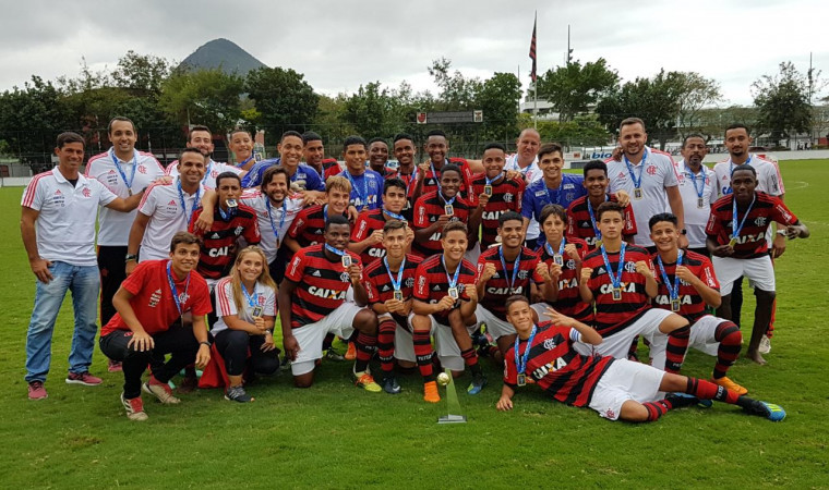 BASE DO FLAMENGO DISPUTARÁ 6 SEMIFINAIS NESTE FINAL DE SEMANA; CONFIRA