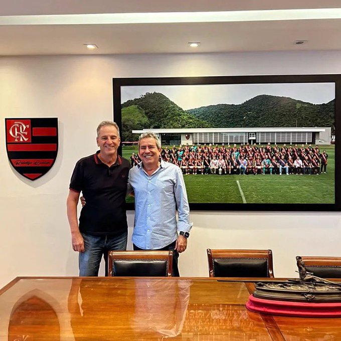 LANDIM SE REUNE COM PRESIDENTE DO GRUPO UNIÃO RUBRO-NEGRA PARA FALAR SOBRE SAF NO FLAMENGO