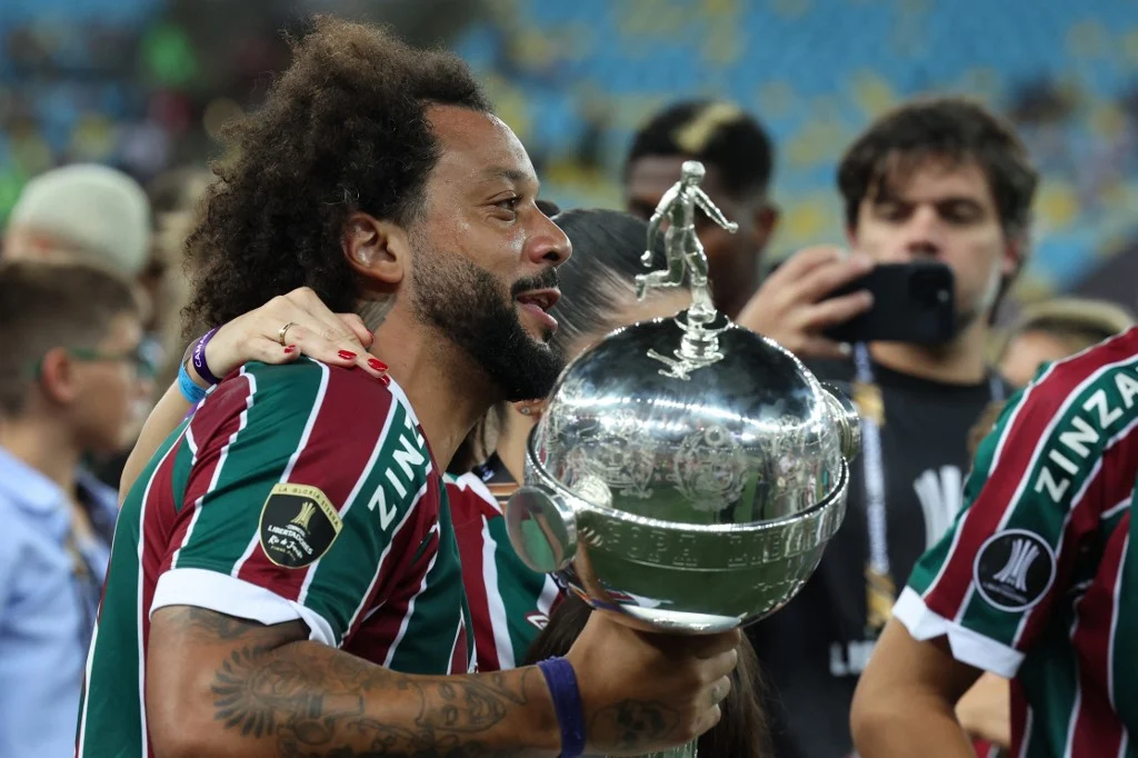 JOGADOR DO FLUMINENSE  CITA VEXAME DO FLAMENGO NO MUNDIAL DO ANO PASSADO, APÓS CONQUISTA NA LIBERTADORES