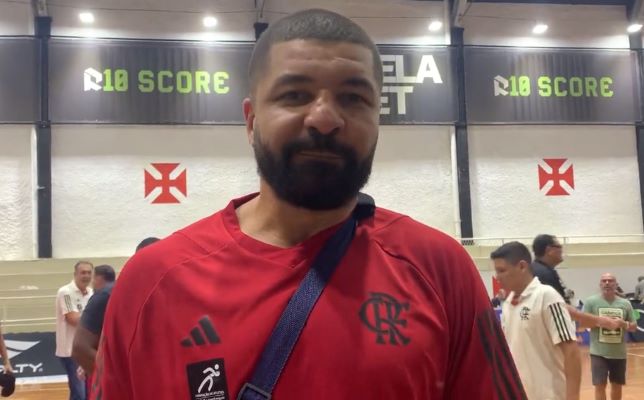 FLABASQUETE: "TESTE PARA CARDÍACO"! DIZ OLIVINHA QUE FOI TORCEDOR POR UM DIA E SOFREU COM A VITÓRIA DO FLAMENGO SOBRE O VASCO