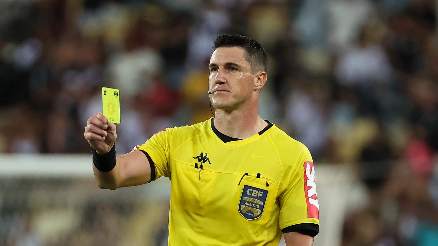 LÍDER DO FLAMENGO DETONA ARBITRAGEM NO DUELO CONTRA O SANTOS