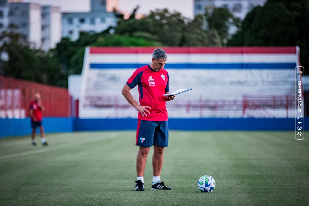 TÉCNICO DO FORTALEZA PREVÊ JOGO DIFÍCIL CONTRA O FLAMENGO E ENALTECE O CLUBE: ''TIME GRANDE''