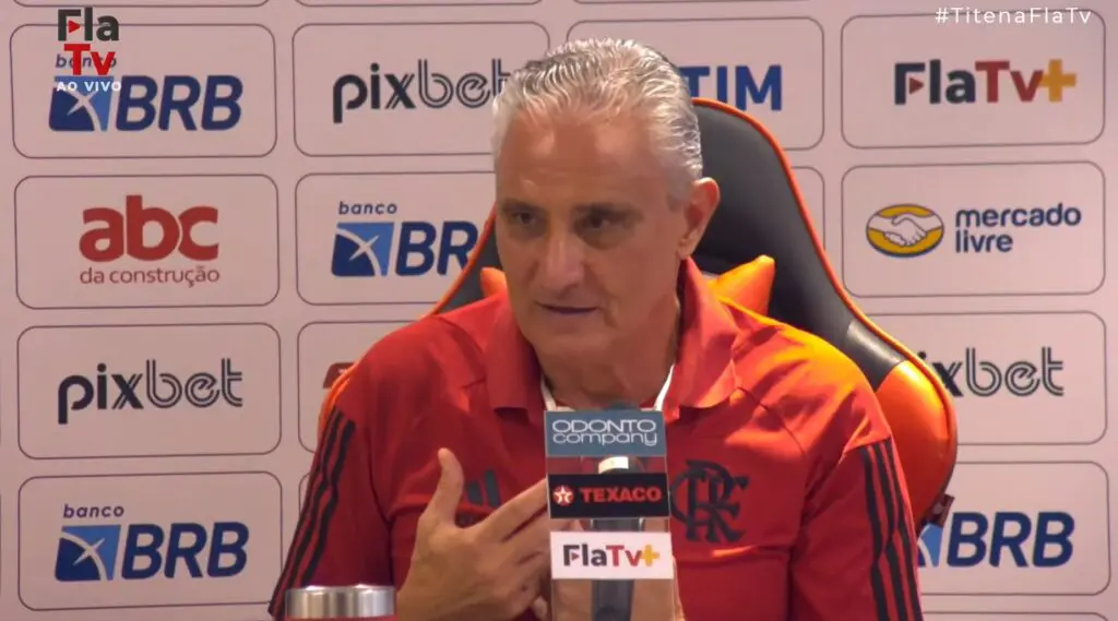 NOVA CHANCE? TITE EXPLICA UTILIZAÇÃO DE VARELA NA LATERAL DO FLAMENGO