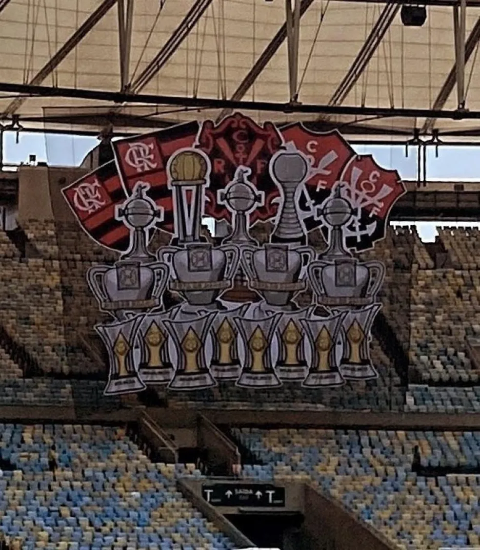 TORCIDA DO FLAMENGO PREPARA MOSAICO PARA PROVOCAR O FLUMINENSE; CONFIRA