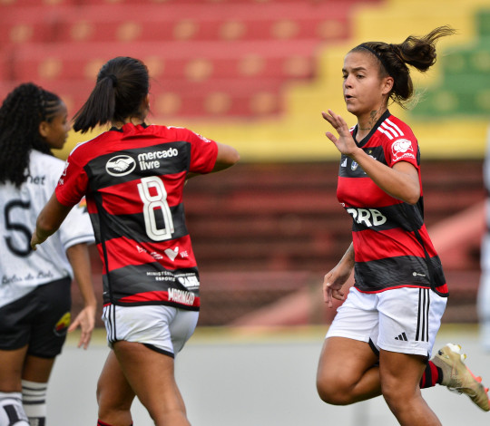 FLAMENGO VENCE O BOTAFOGO-PB POR 2 A 1 E SE ISOLA NA LIDERANÇA DO GRUPO A DA COPINHA