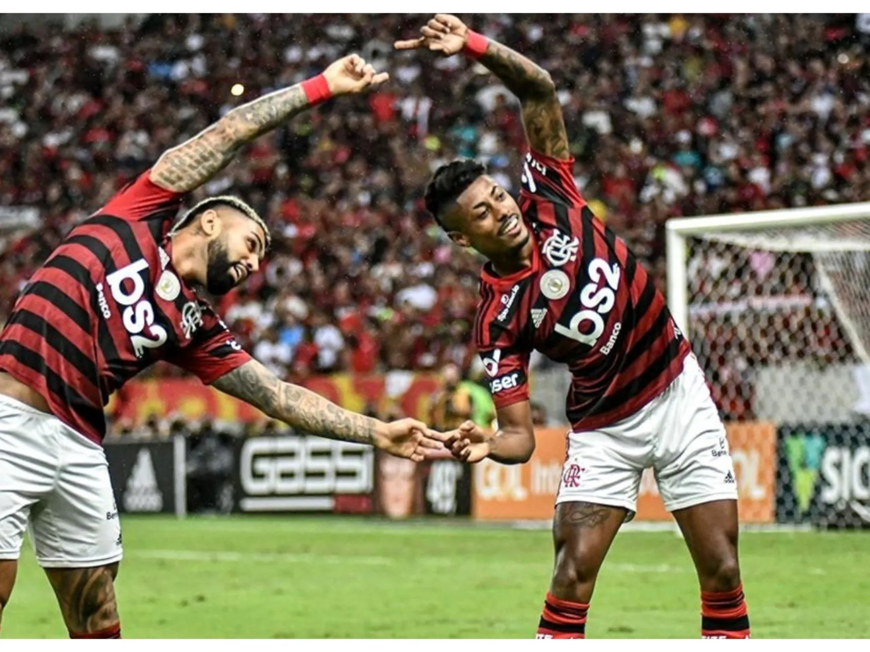 GABIGOL E BRUNO HENRIQUE PODEM ULTRAPASSAR RIQUELME EM IMPORTANTE LISTA DA LIBERTADORES