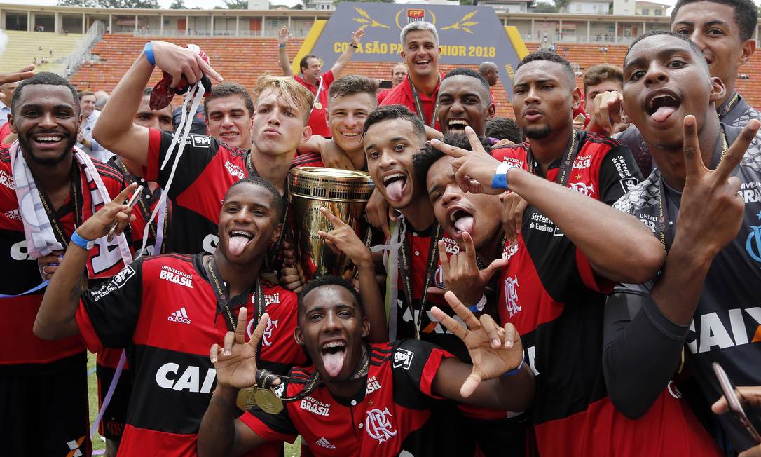 CONFIRA OS 30 JOGADORES INSCRITOS DO FLAMENGO PARA A COPINHA