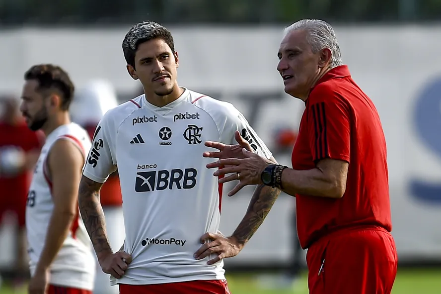 TITE GANHA MAIS CONFIANÇA INTERNAMENTE NO FLAMENGO E TEM APOIO DE DIRIGENTES EM POR GABIGOL NA RESERVA