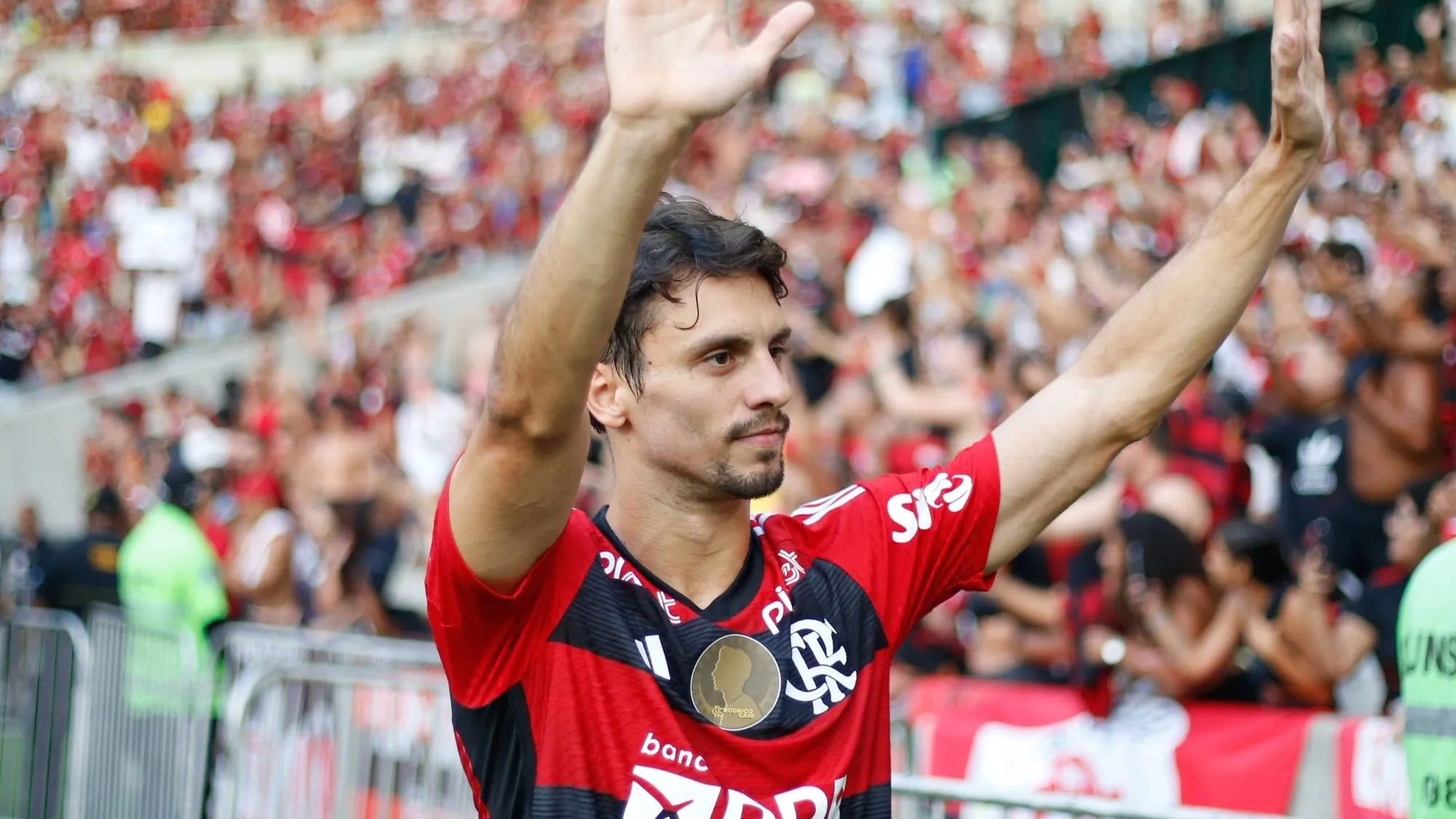 E ESSA, FLAMENGO? RODRIGO CAIO E SEU STAFF TOMAM DECISÃO SOBRE O FUTURO DO JOGADOR