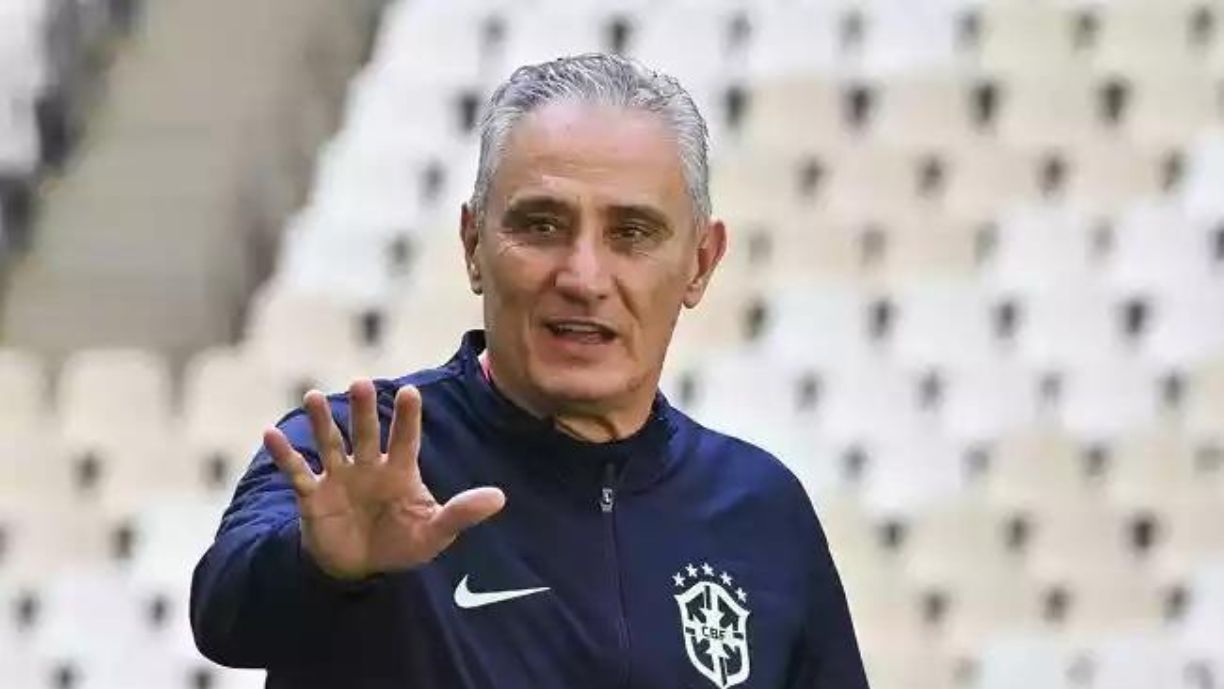 URGENTE! TITE FAZ CIRURGIA PARA COLOCAR PRÓTESE NO JOELHO DURANTE AS FÉRIAS DO FLAMENGO