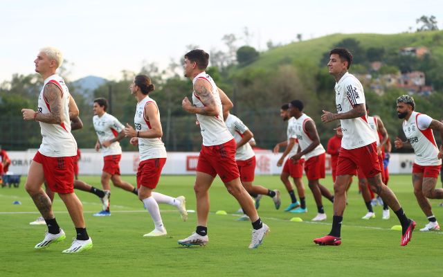 NADA DE REPOSIÇÃO? ENTENDA CENÁRIO QUE FARÁ O FLAMENGO CONTRATAR UM LATERAL - DIREITO