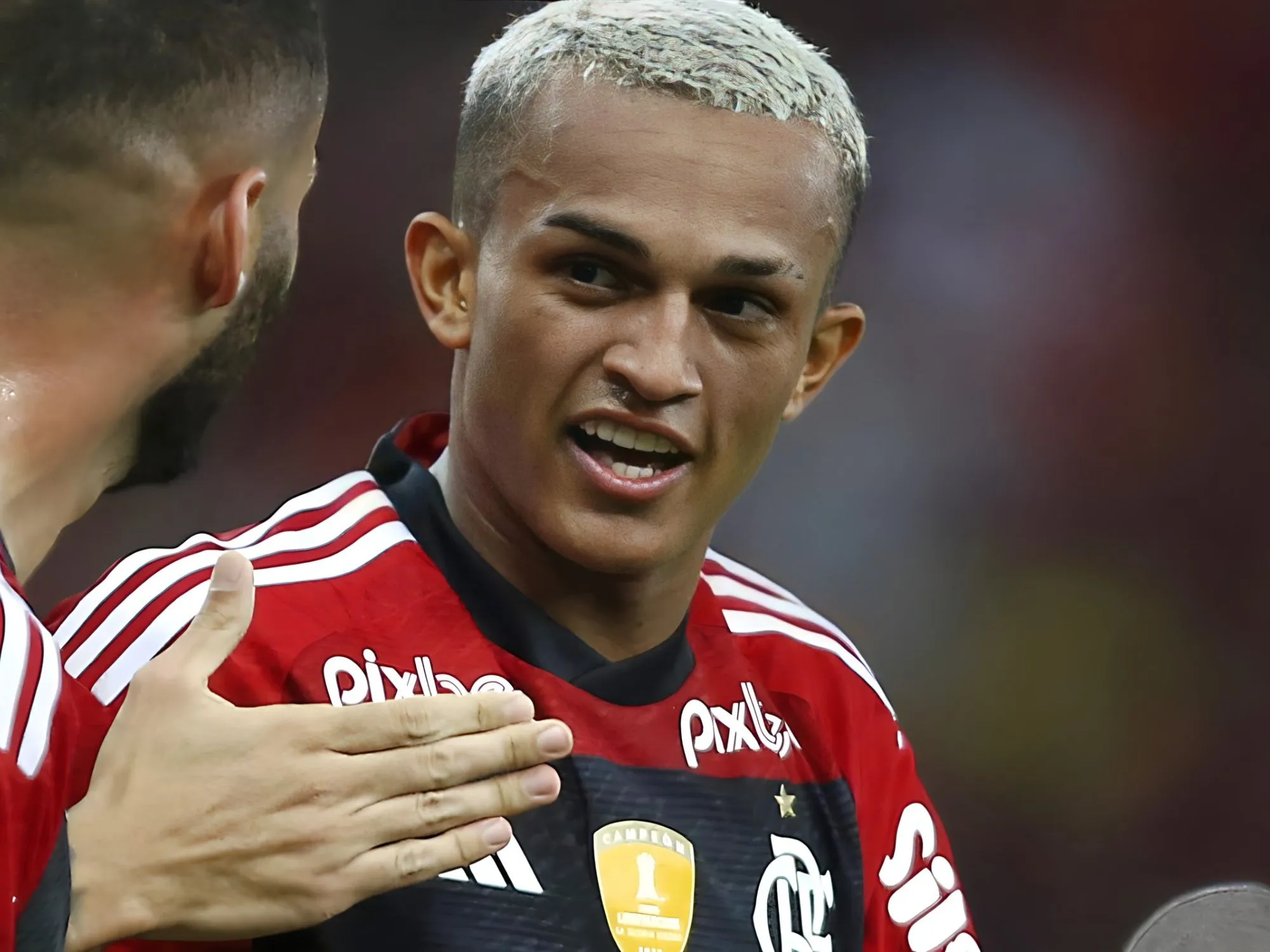 TALENTO BRASILEIRO BRILHA ENTRE OS MELHORES DO MUNDO NA LATERAL-DIREITA