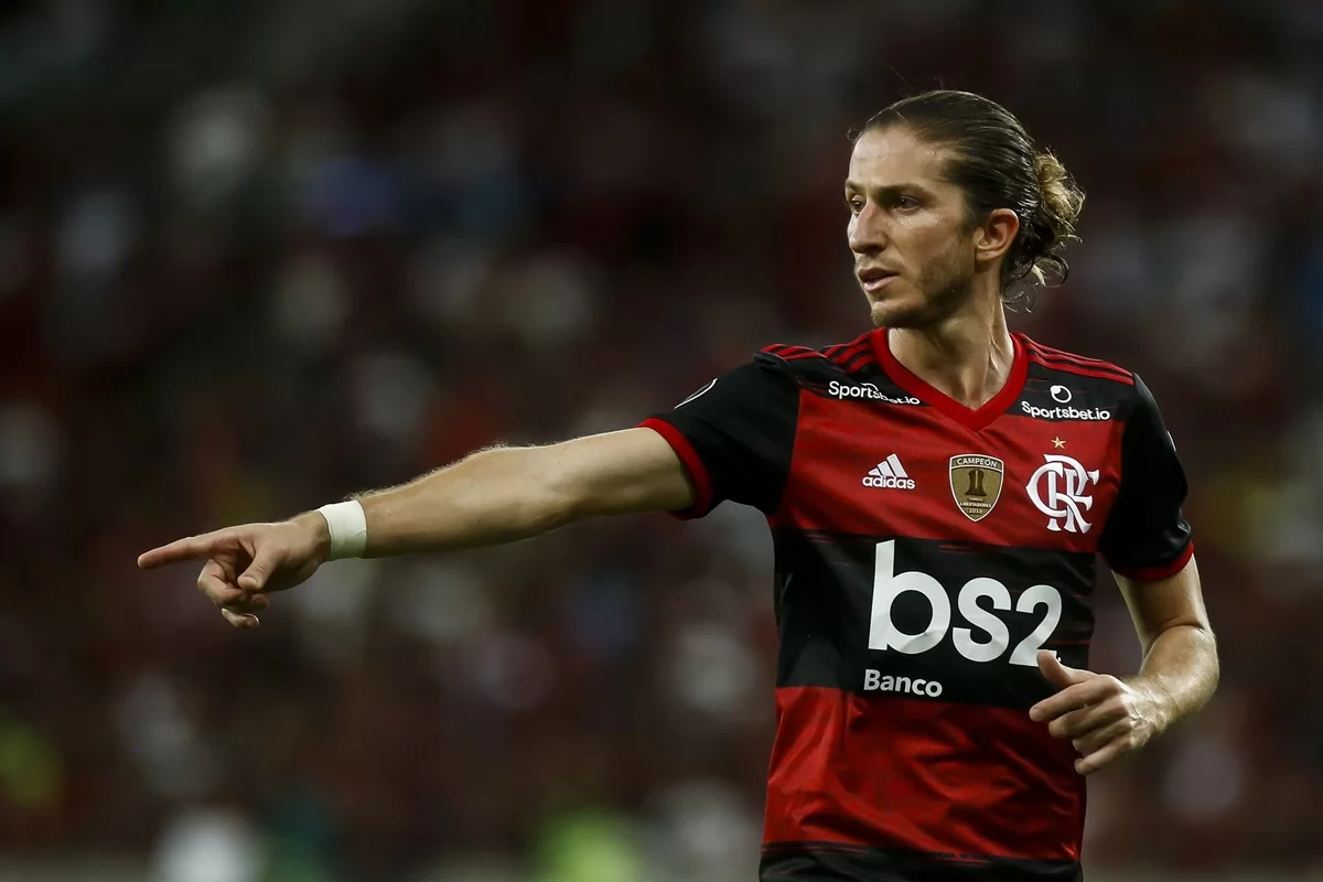 E AGORA? EX - FLAMENGO, FILIPE LUÍS RECEBE PROPOSTA PARA COMANDAR RIVAL DO RUBRO NEGRO