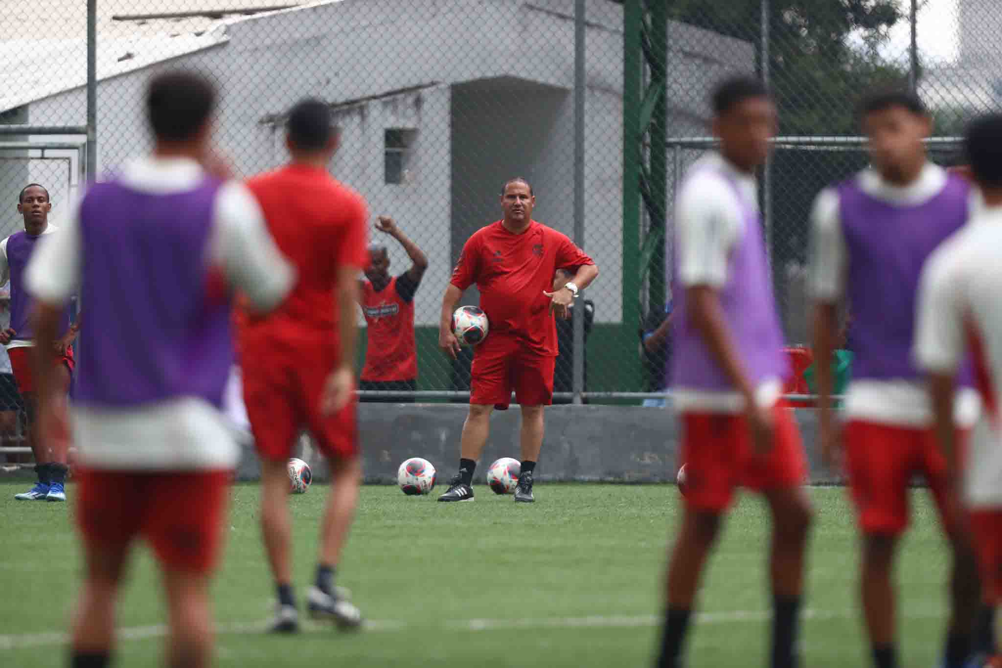 APÓS DESMANCHE PARA O INÍCIO DO CARIOCÃO, TIME DA COPINHA GANHA 5 JOGADORES PARA REFORÇAR O ELENCO DO FLAMENGO